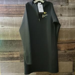 Nike essential dress
